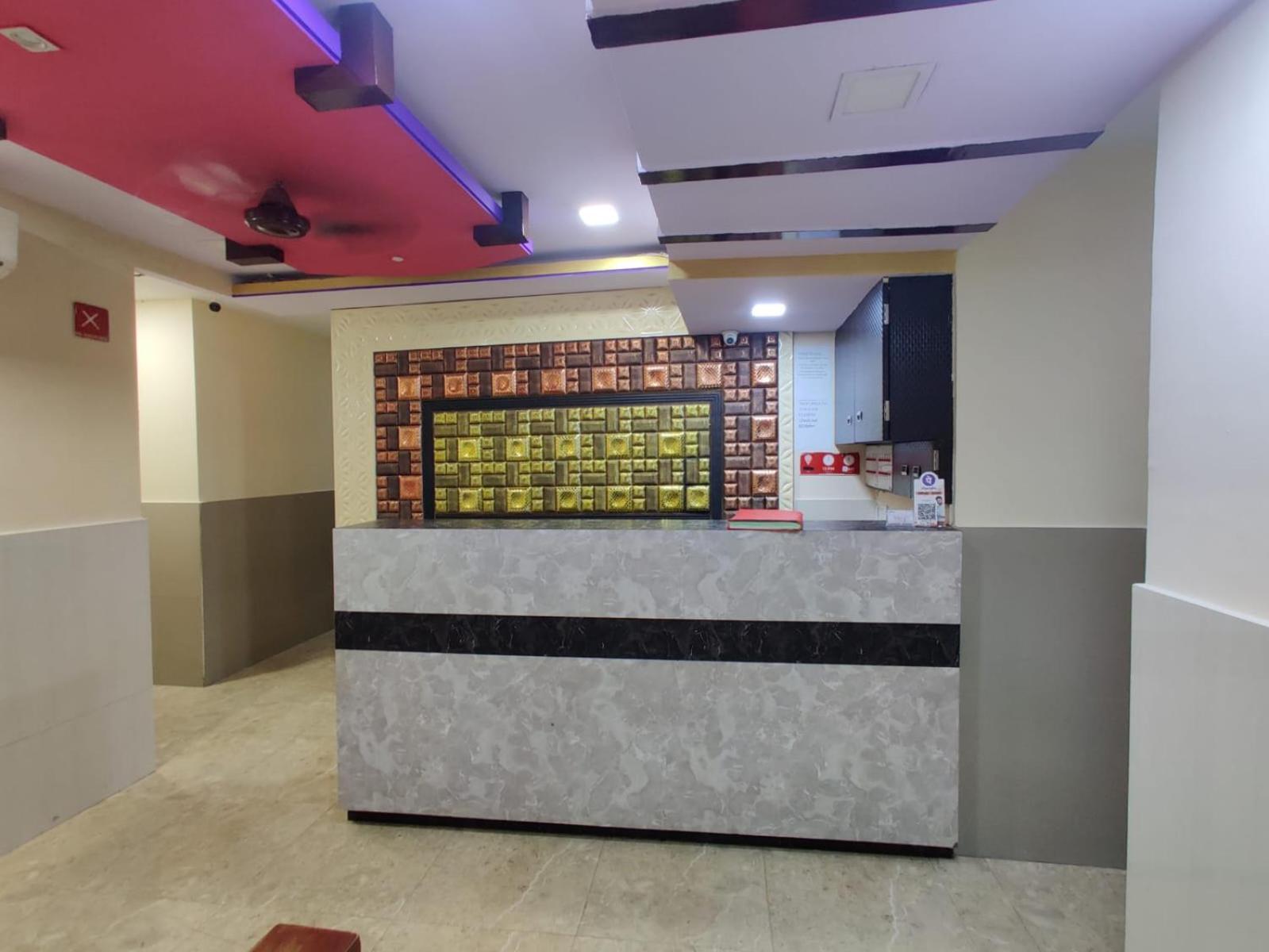 Hotel Artusinn Midc Andheri East ムンバイ エクステリア 写真
