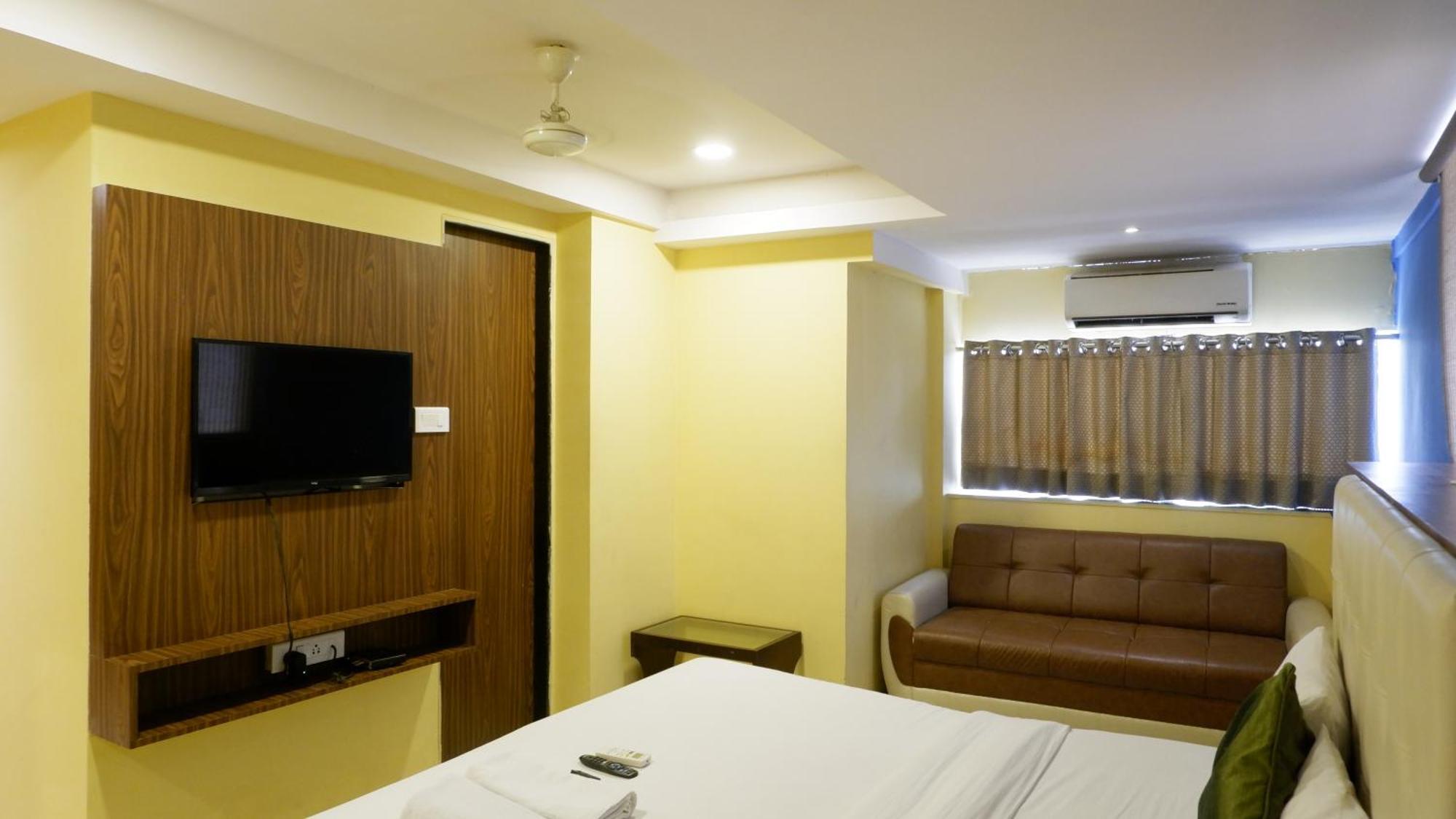 Hotel Artusinn Midc Andheri East ムンバイ エクステリア 写真