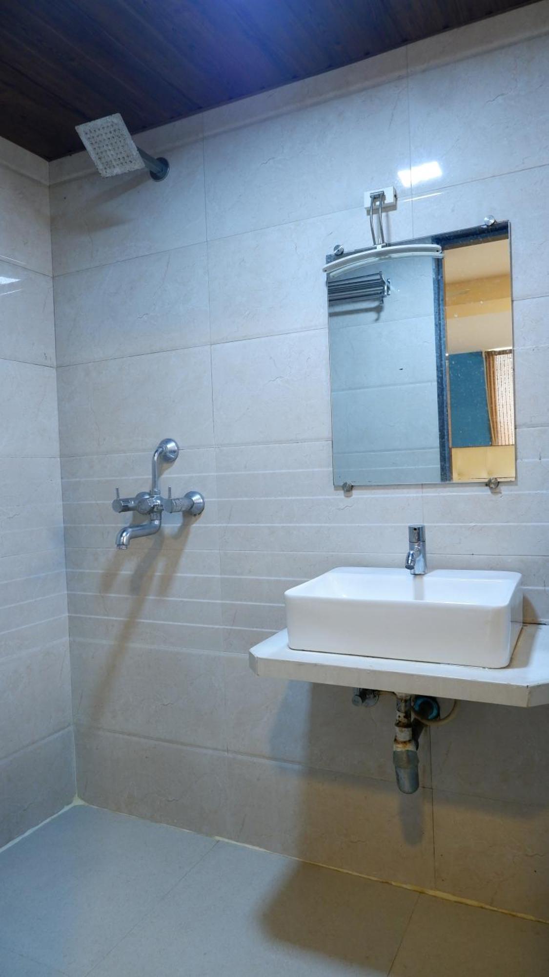 Hotel Artusinn Midc Andheri East ムンバイ エクステリア 写真